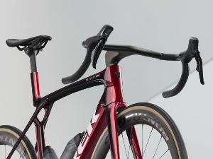 Vélo Route TREK Madone SLR 7 8e Gen. Carbon Red Smoke