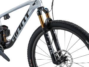 VTT Tout-Suspendu GIANT Anthem Advanced Pro 1 Supernova